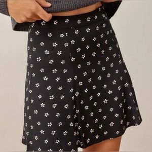 Reformation Eliza Flounce Skirt size 4